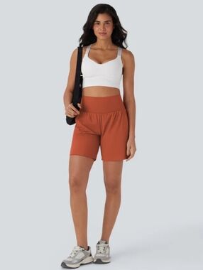 HALARA High Waisted Athletic Shorts in Dark Rust 7in Inseam Size Medium